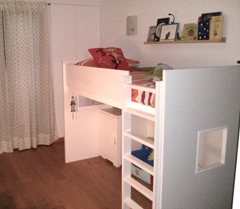 Mobiliari a mida