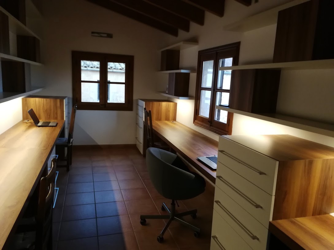 Mobiliari a mida